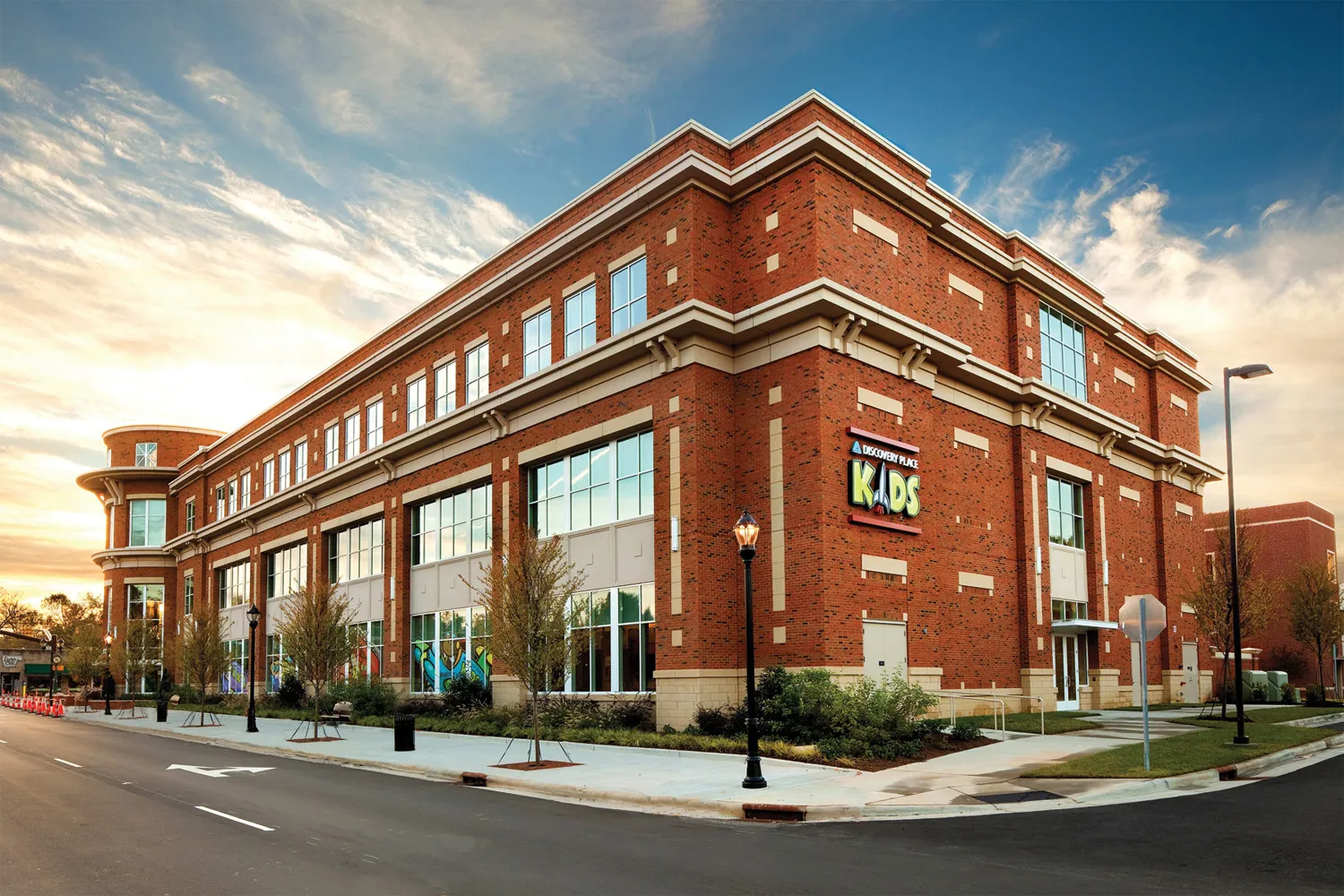 Huntersville_Discovery_Place_001_FTR.jpg