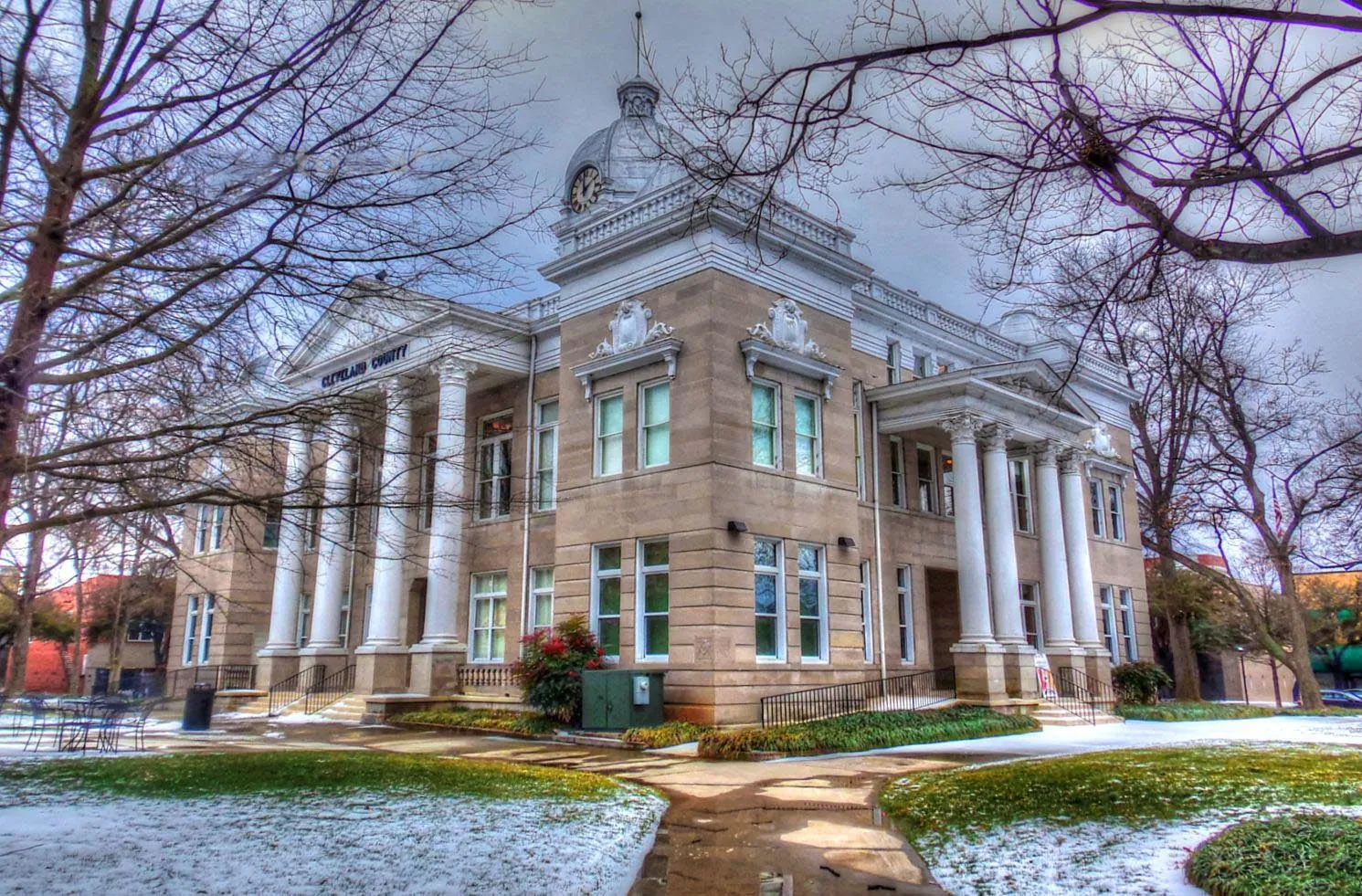 shelby courthouse.jpg